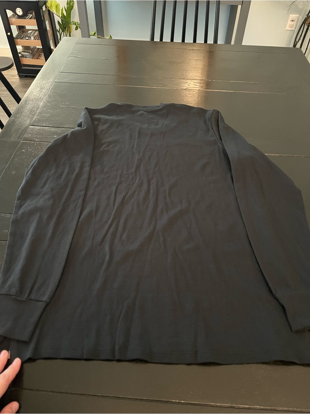 Burt's Bees Men's Black Long-Sleeve Crewneck Tee - Picture 2 of 3